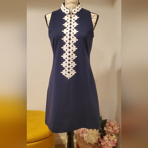 LILLY PULITZER WOMEN'S NAVY SLEEVELESS SHIFT DRESS, SIZE S. - Picture 3 of 11